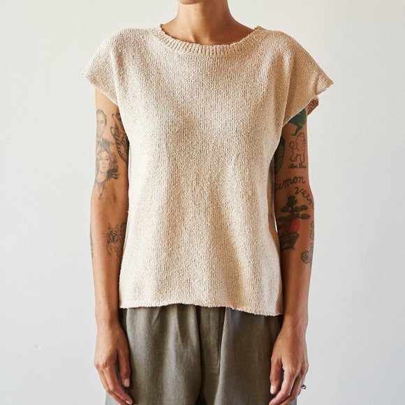 ATELIER DELPHINE CAP SLEEVE BOUCLE TEE - Picture 2 of 2